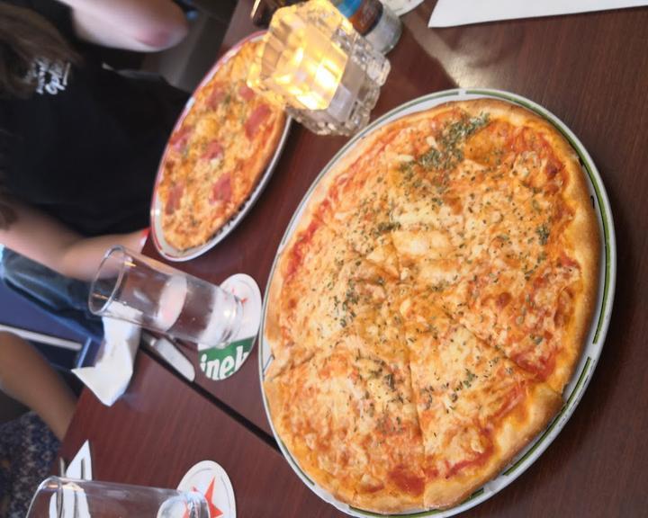 Pilsstübchen La Bettola Pizzeria